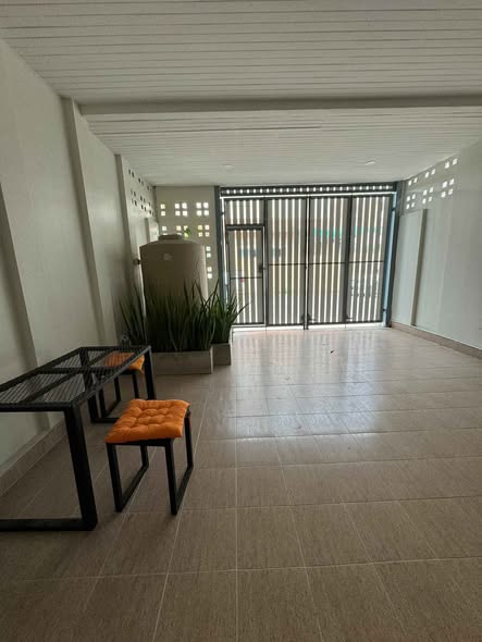 Malanan Modern Townhome