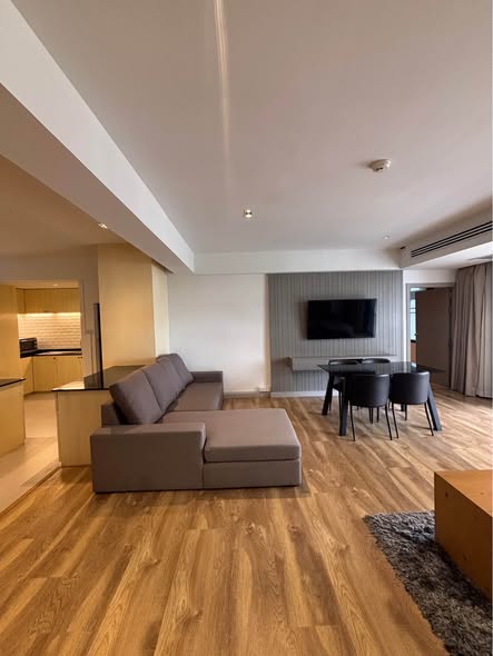 living room of Manhattan Chidlom