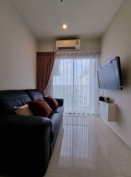 living room of Manor Sanambinnam