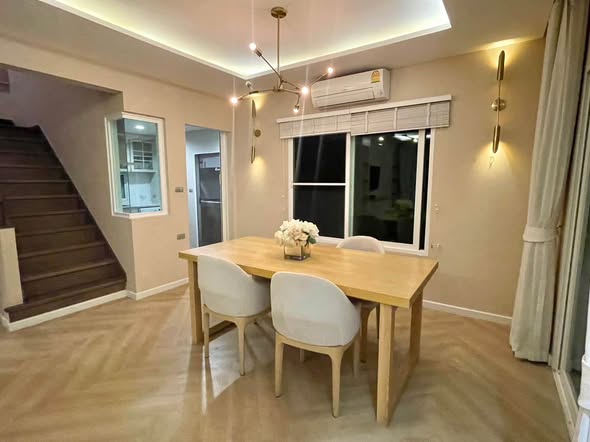 room interior of Mantana Onnut-Wongwaen 5 มัณฑนา อ่อนนุช-วงแหวน 5