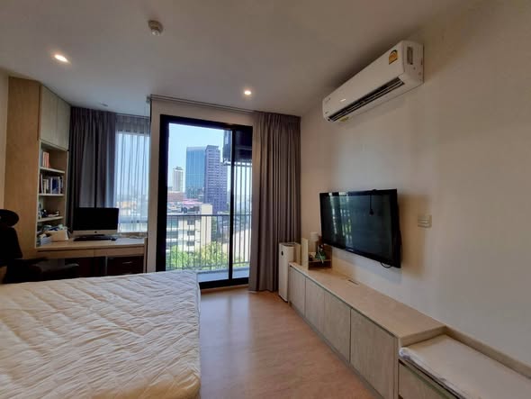 bedroom of MARU Ekkamai 2