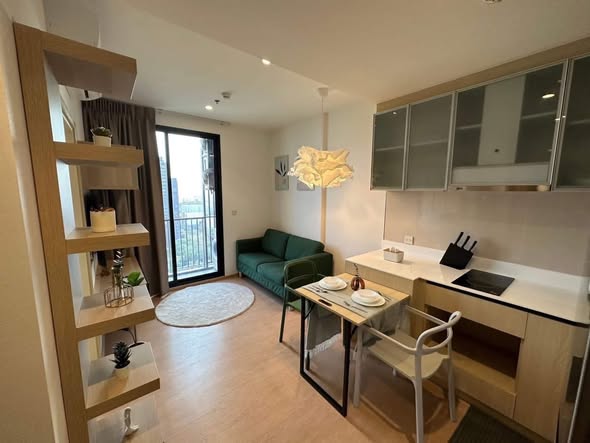 living room of MARU Ekkamai 2