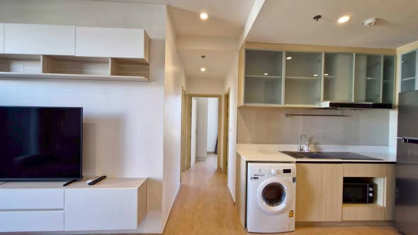 room interior of MARU Ekkamai 2