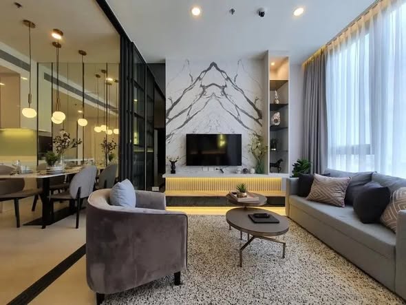 living room of แมสซารีน รัชโยธิน | Mazarine Ratchayothin by Grand Unity