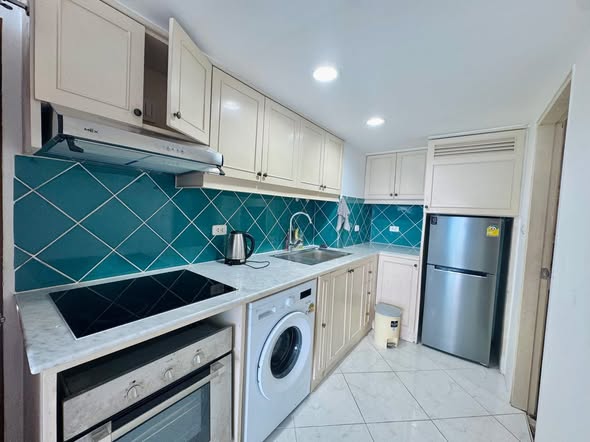 kitchen of Metro Jomtien Condotel