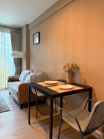 living room and room interior of Metro Luxe Riverfront Rattanathibet