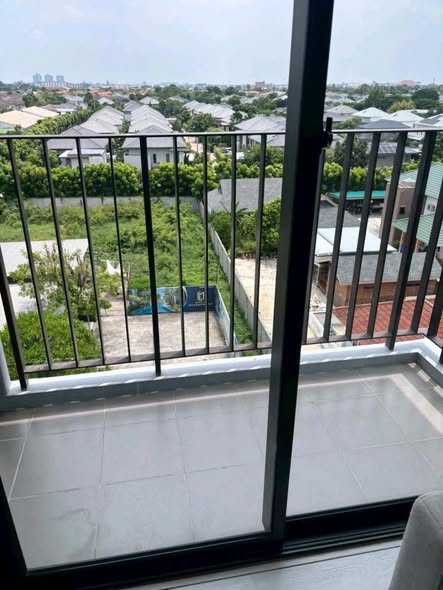 room interior of Metro Luxe Riverfront Rattanathibet