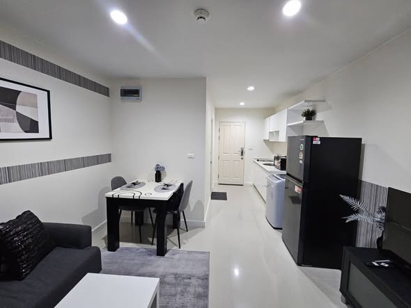 living room of Metro Park Sathorn phase 2/2