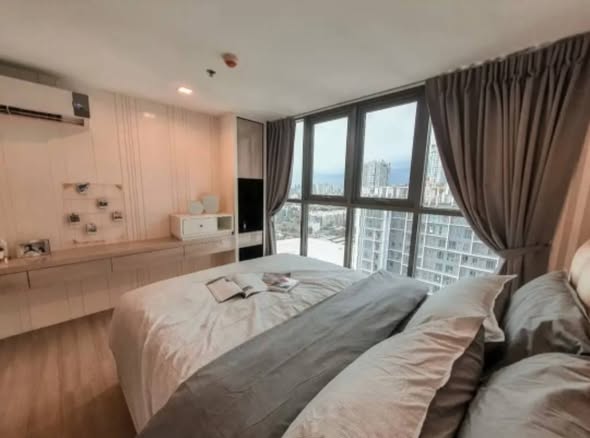 bedroom of Modern House Eakchai46