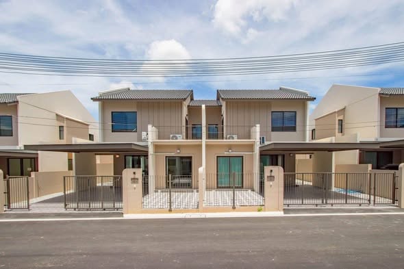 Modern House Eakchai46