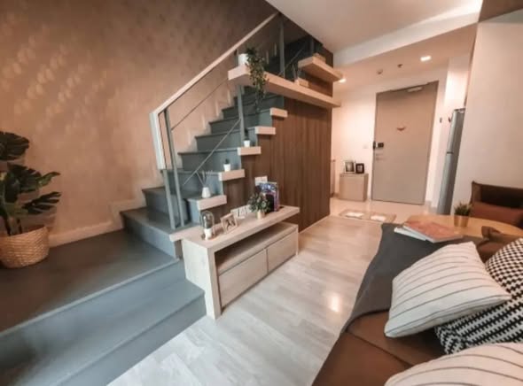 living room of Modern House Eakchai46