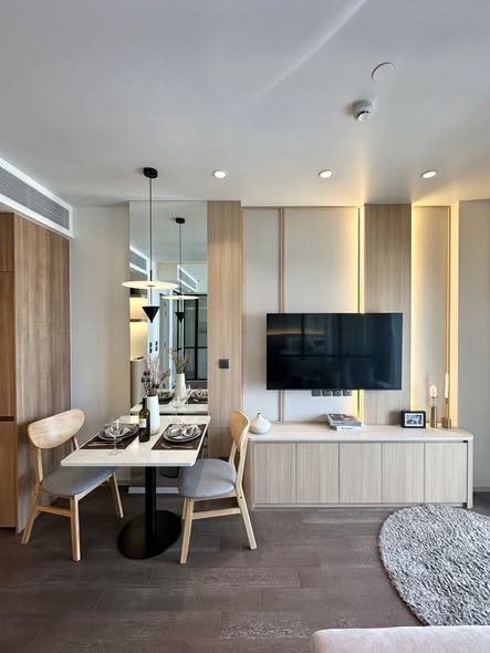 living room of MUNIQ Sukhumvit 23