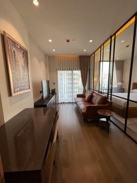 living room and room interior of MUNIQ Sukhumvit 23