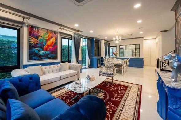 living room of Nantawan Rama 9 – New Krungthepkreetha