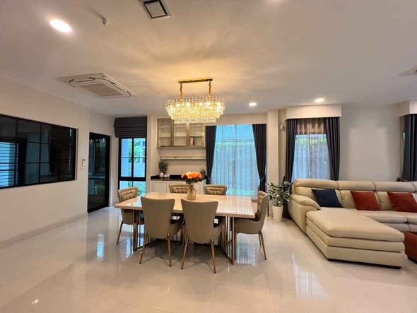 living room of Nantawan Rama 9 Srinakarin
