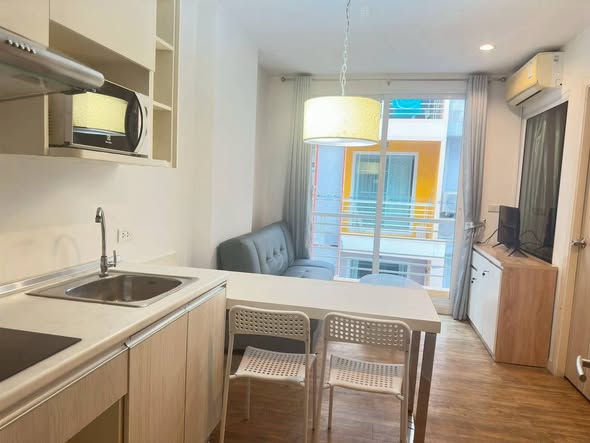Neo Seaview Condo