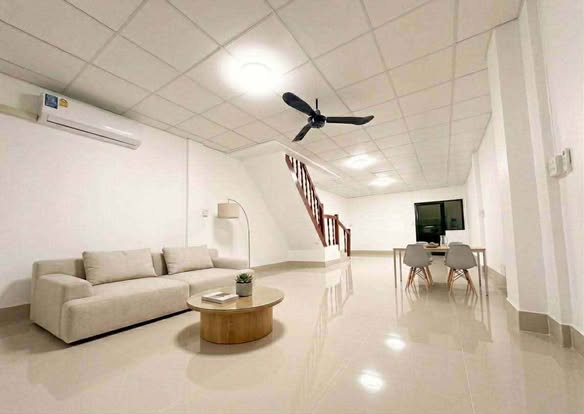 living room of Nirun Condo Phuengmee 50