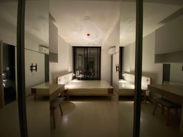 bedroom and room interior of Noble Ambience Sukhumvit 42