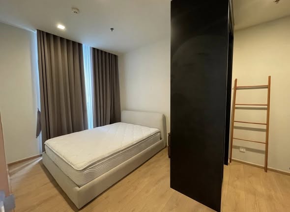 bedroom and room interior of Noble Around Sukhumvit 33