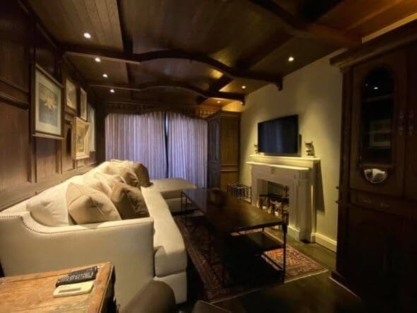 living room of Noble BE 19