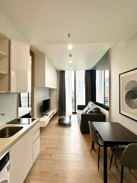 living room of Noble BE 19