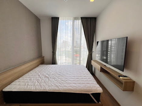 bedroom of Noble BE33