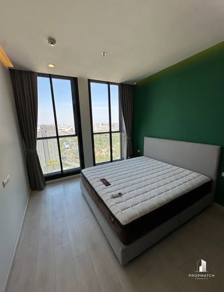 bedroom of Noble Ploenchit