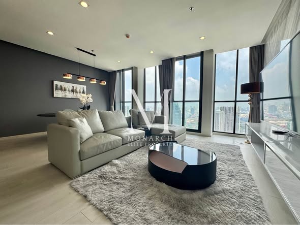 living room of Noble Ploenchit