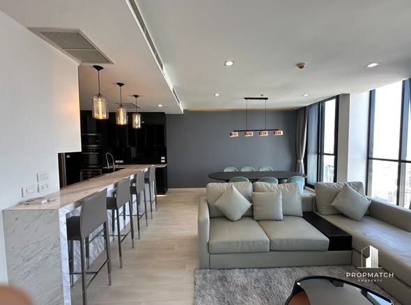 living room and kitchen of Noble Ploenchit