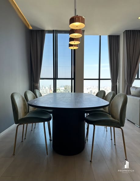 room interior of Noble Ploenchit
