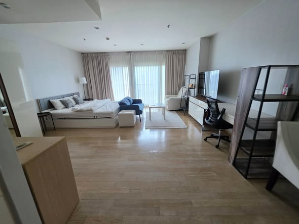 bedroom and living room of Noble Remix