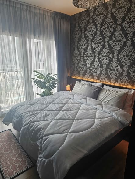 bedroom of Noble Reveal