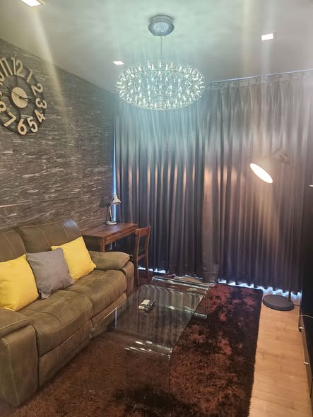 living room of Noble Reveal