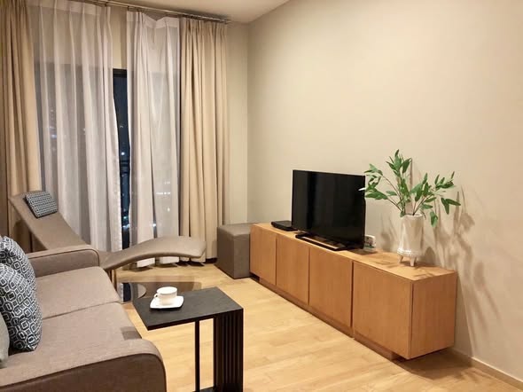 living room of Noble Reveal