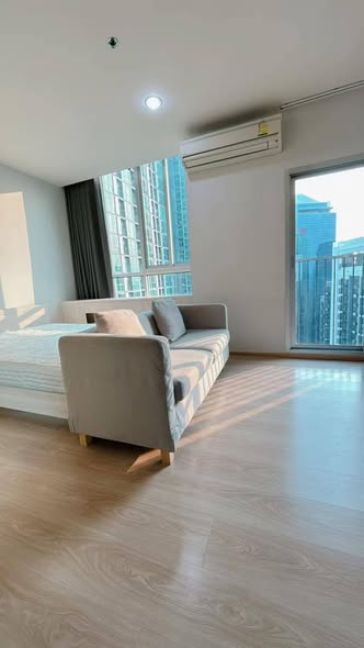 living room of Noble Revolve Ratchada 1