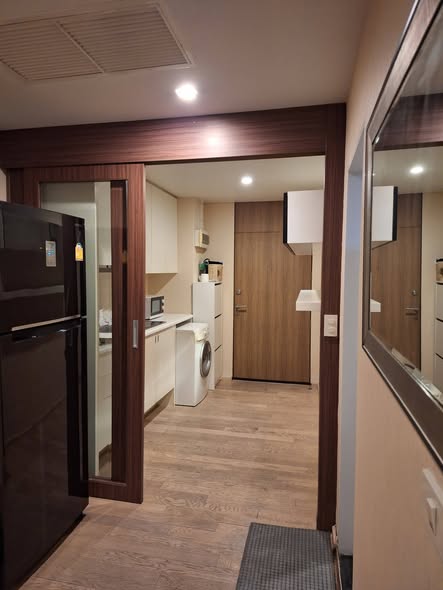 bedroom and room interior of Noble Solo