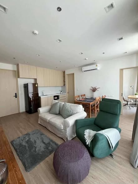 bedroom and living room of Noble State Sukhumvit 39