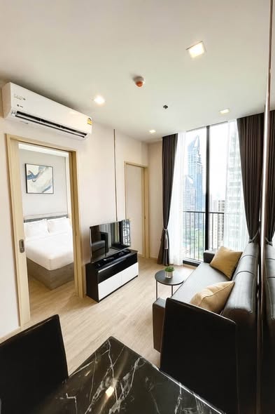 bedroom and living room of Noble State Sukhumvit 39