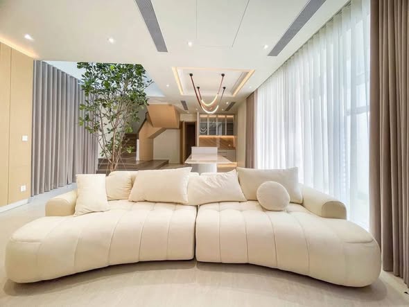 bedroom and living room of NOBLE TERRA RAMA 9 – EKAMAI