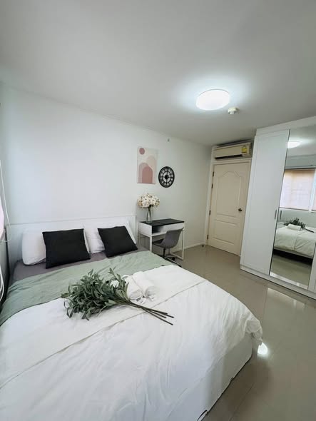 bedroom of Notting Hill Bearing น็อตติ้ง ฮิลล์ แบริ่ง
