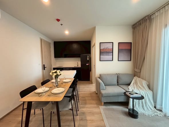 living room of Nue District R9