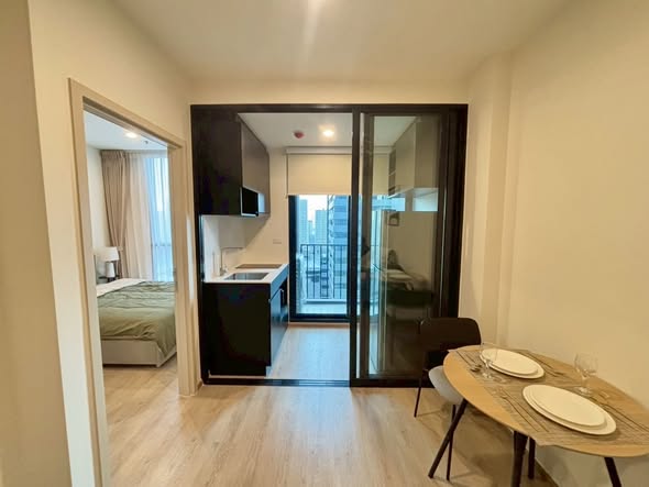 room interior of Nue District R9
