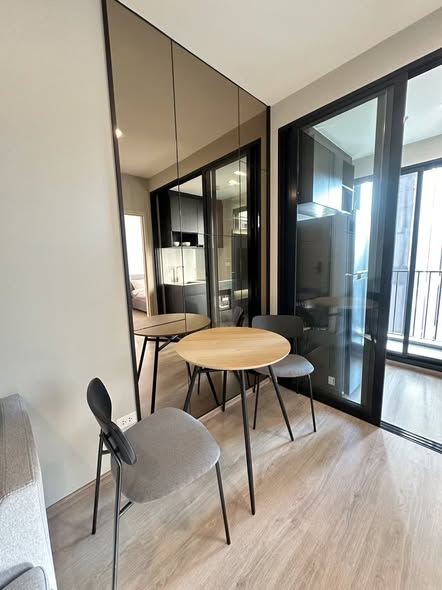 room interior of Nue District R9