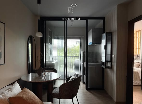 living room and bedroom and room interior of Nue Evo Ari