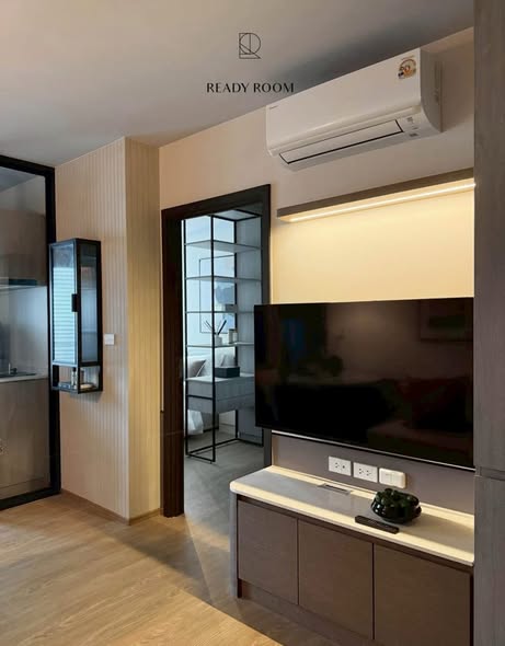 living room and room interior of Nue Evo Ari (นิว อีโว อารีย์)