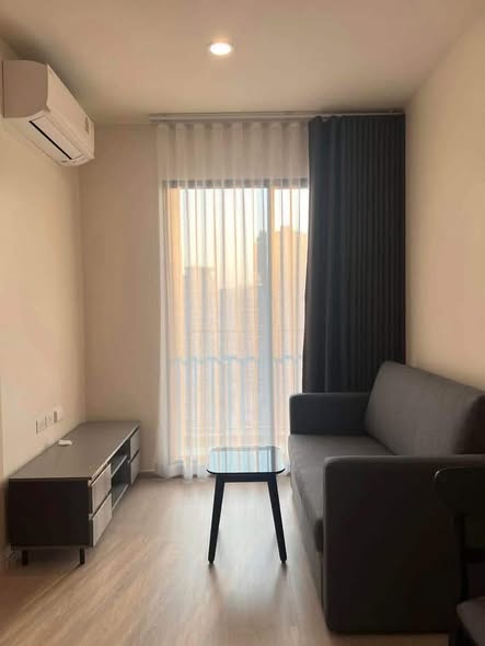 bedroom and living room and room interior of NUE Noble Ratchada Lat Phrao (นิว โนเบิล รัชดา ลาดพร้าว)