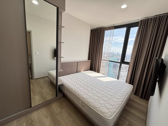 bedroom and room interior of Oka Haus
