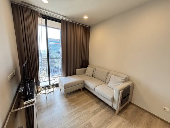 living room and bedroom of Oka Haus