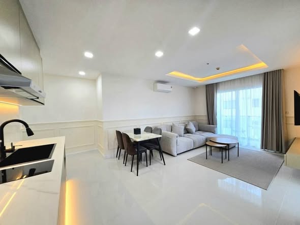 living room of One Tower Phratamnak