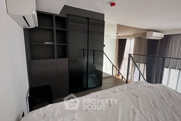 bedroom and room interior of Park Origin Chula-Sam Yan